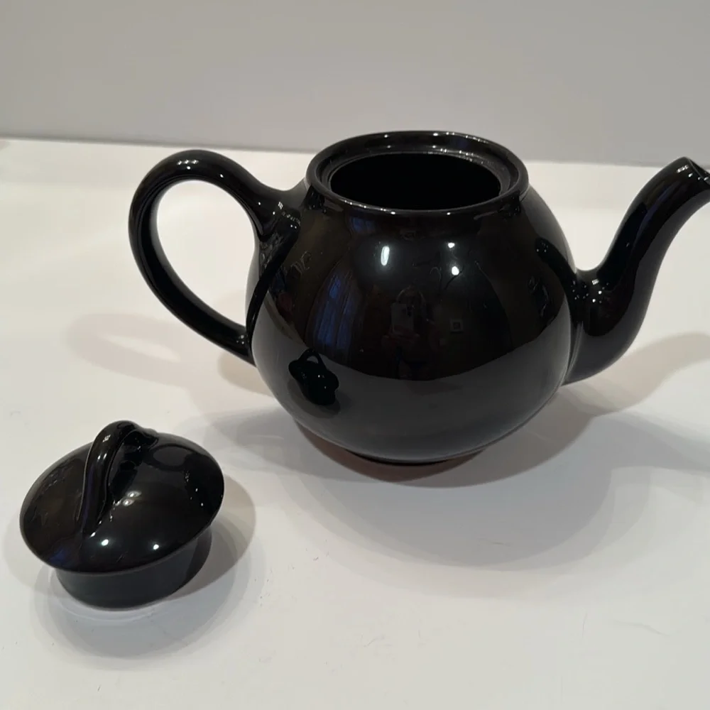 Vintage  Lipton Teapot Black